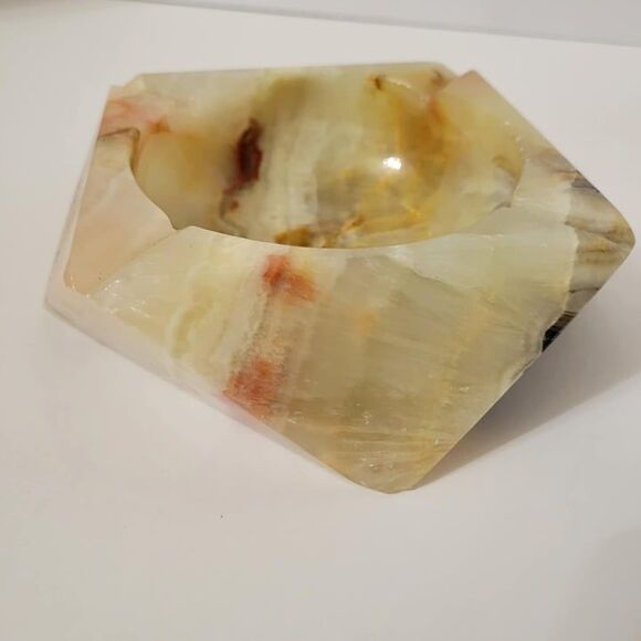 Vintage MCM Carved Polished Onyx Marble Natural Stone Ashtray 6.5" × 6.5" - Picture 3 of 10